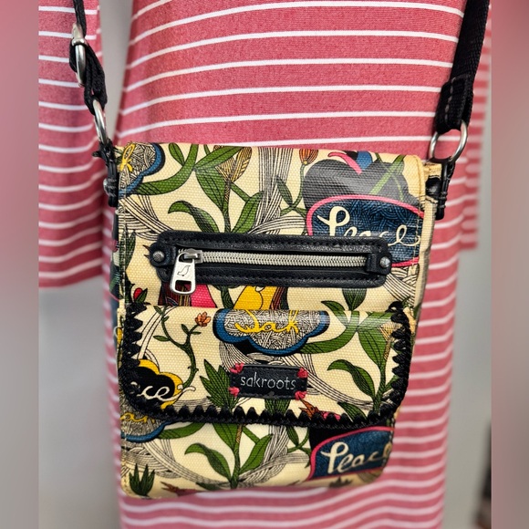 Sakroots Crossbody Artist Circle Nature Birds Women’s Bag - Picture 1 of 15